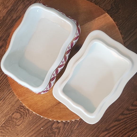 Floral Porcelain Trinket Box - Picture 8 of 8